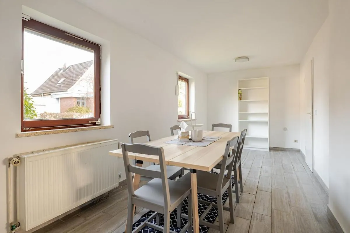 Apartment Familien Oase Mit Jacuzzi Und Garten Hamburg
